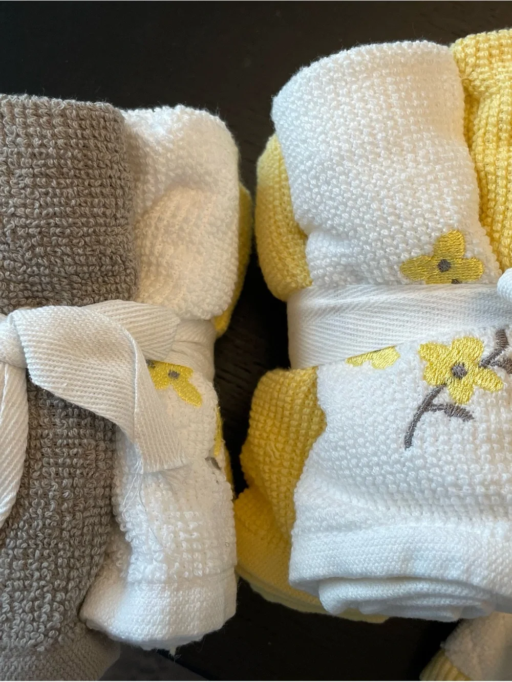 Embroidered Floral complete bathroom set